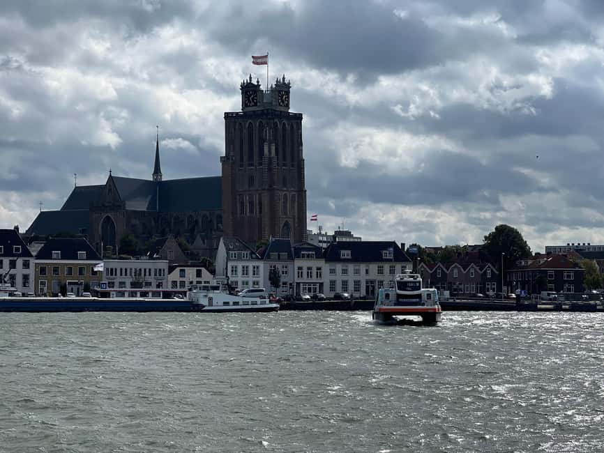 Rotterdam: Waterbus Ticket to Dordrecht and/or Kinderdijk - Who will get the most from this ticket