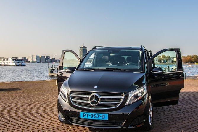 Schiphol Amsterdam Airport Private Departure Transfer - A quiet ride from Amsterdam to Schiphol