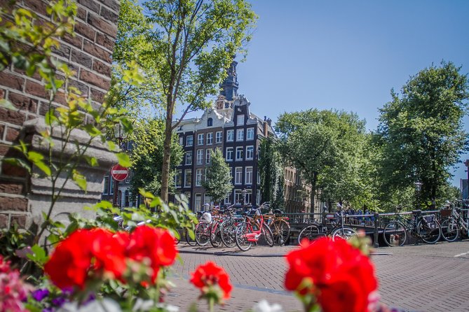 Secrets of Amsterdam Walking Tour plus Dutch Sweets Tasting - Begijnhof, a quiet pause in the old center