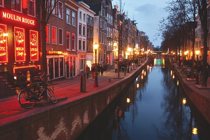 Self-Guided Audio Tour of The Red Light District - The MX3D bridge and modern Amsterdam