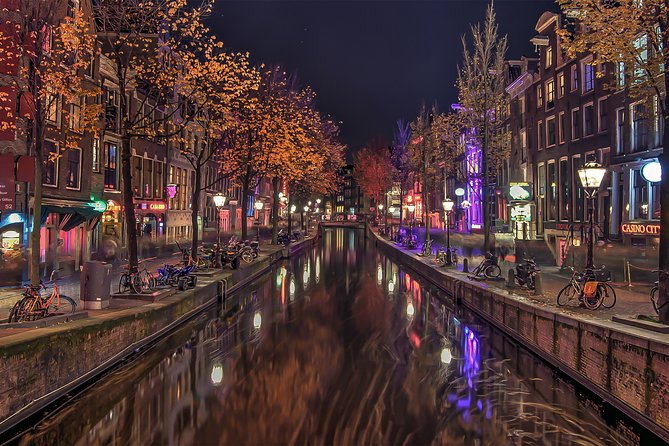 Self-Guided Audio Tour of The Red Light District - How the app changes the walk