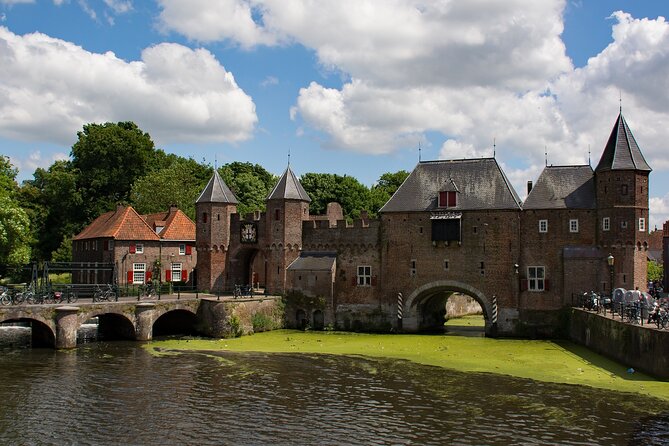 Selfguided Escape Tour Amersfoort. Find the secret exit and win! - Key points at a glance