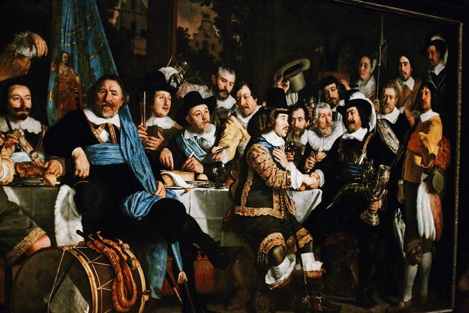 Skip-the-line Rijksmuseum & Rembrandt House & City - Exclusive Tour Guided Tour - Inside Rembrandt’s House on Jodenbreestraat
