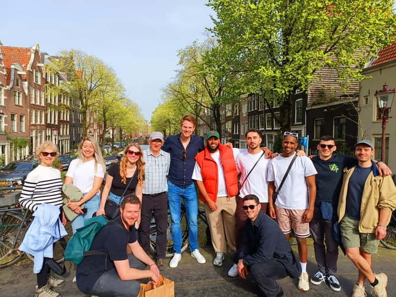 Skipping Lines & Sipping Beers: A History Tour of Amsterdam - Who will enjoy this most