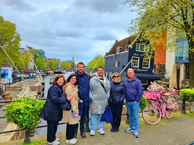 Skipping Lines & Sipping Beers: A History Tour of Amsterdam - Why this Amsterdam tour works as a three-part introduction
