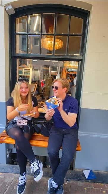 Skipping Lines & Sipping Beers: A History Tour of Amsterdam - Fabel Friet without the long wait
