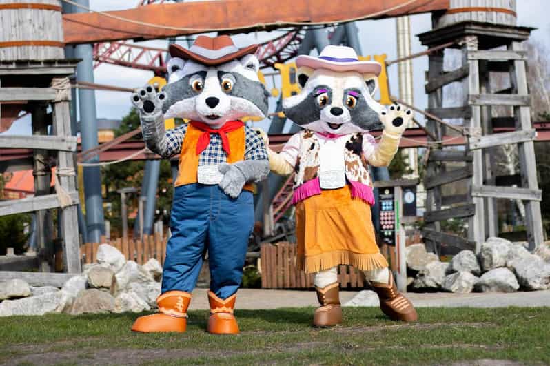 Slagharen: Dayticket Themepark & Resort Slagharen - Aqua Mexicana when Dutch weather turns wet