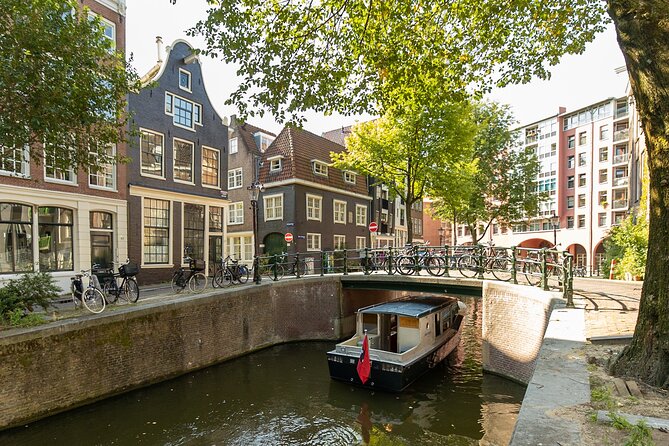 Small Group Boutique All-Inclusive Tour (max 12 p) With Captain - Drinks, snacks, and the boat’s comfort level