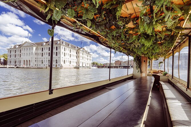 Small-Group Luxury Canal Cruise with Local Skipper - Is the Unlimited Drinks Upgrade Worth It?