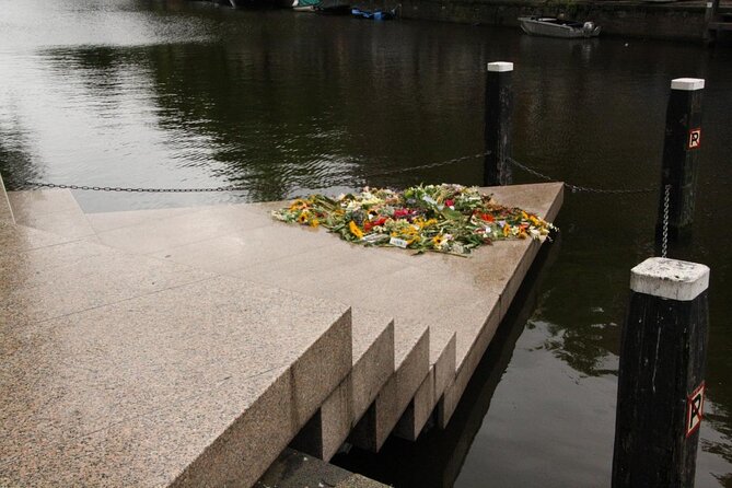 Small Group Walking Tour - Hello Amsterdam - Why this walk works well on your first morning