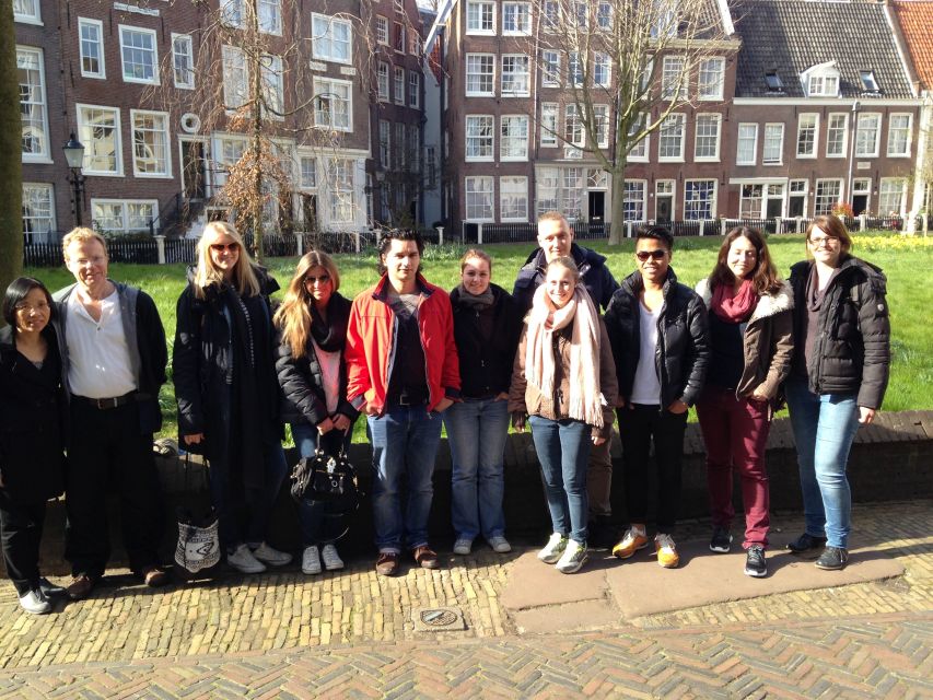 Sprechen Sie Gras? German Tour of Amsterdam's Coffeeshops - The optional Red Light District walk