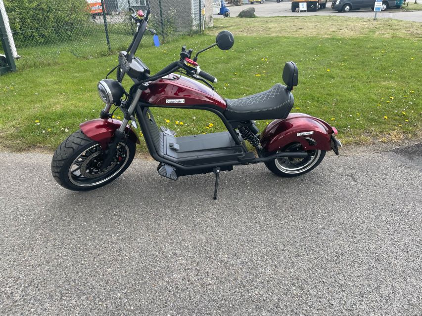Texel: Explore Texel with a Café Cruiser E-scooter - Three hours on Texel with your own route