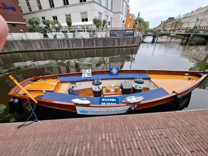 The Hague: Private Boattour up to 10 persons - Key points to know before booking