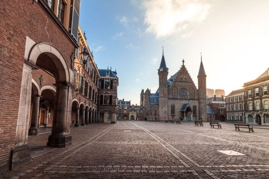 The Hague: Private Custom Walking Tour With A Local Guide - The guides and the personal style