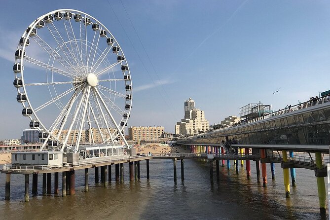 The Hague Self-Guided Audio Tour - Ride the waves at De Pier Scheveningen