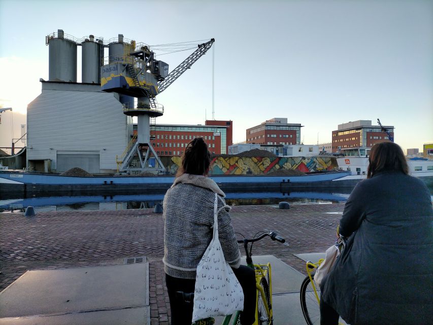 The Hague: Street Art Tour by Bike - Five minutes to get ready, then into the center