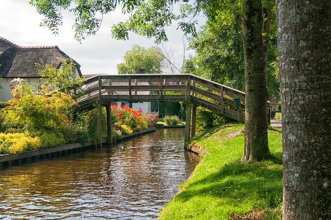 Tour to Giethoorn and Keukenhof Tulip Fields from Amsterdam - My booking advice