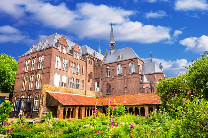 Uniquely Utrecht: An Audio Tour of its Charming City Centre - Beginning at St Martin’s Cathedral