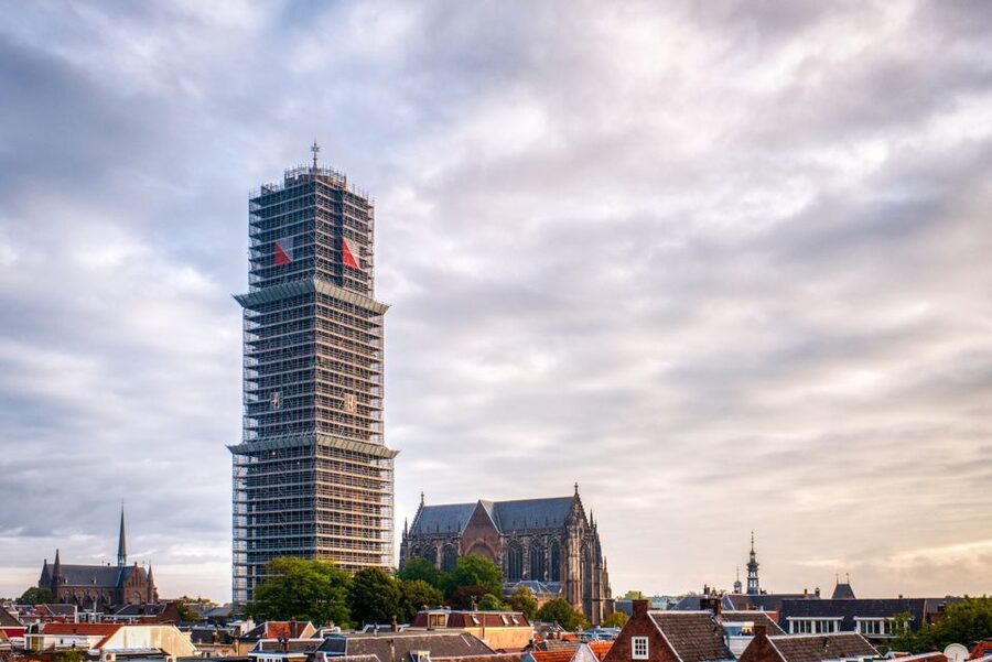 Utrecht: Dom Tower Entry Ticket and Guided Tour - The first steps inside a 700-year-old tower