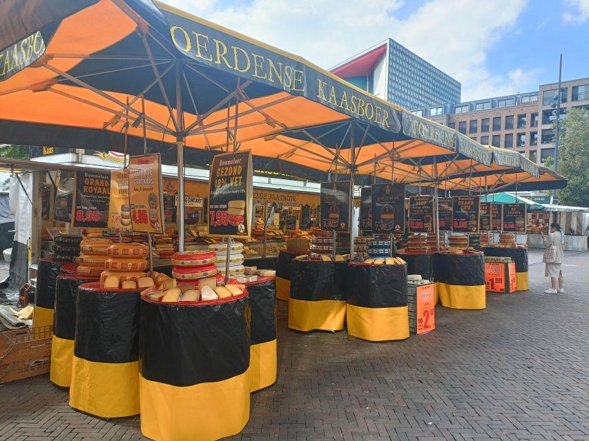 Utrecht - Food Tour: Try out 6 dutch bites - Finishing with poffertjes at Neude