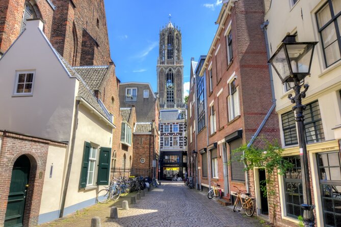 Utrecht Old Town: Medieval Monster Hunt & Walking Tour - A monster hunt through Utrecht’s old town