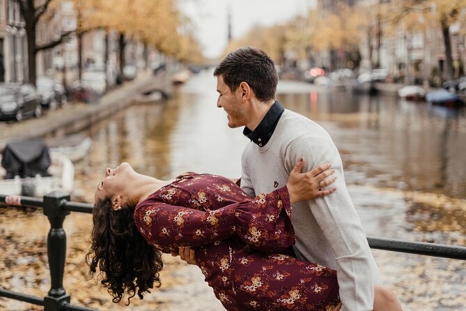 Vacation Photoshoot & Tour in Amsterdam - Who Should Book This Experience?