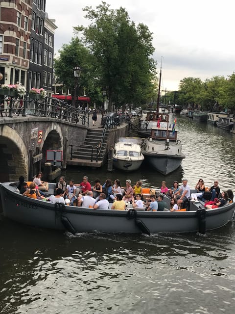 Visit Amsterdam by Boat with a French Guide (french) - The Amstel, Magere Brug, and Entrepotdok