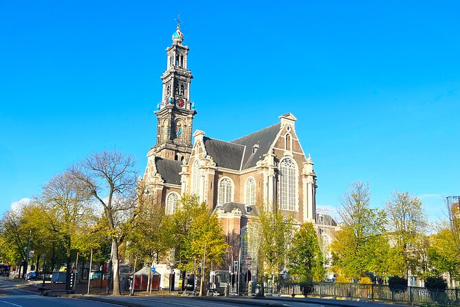 Walking Tour about Golden Age Architecture, private local guide - The Jordaan and its carved gevelstenen