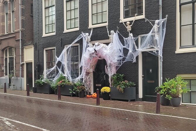Walking Tour of Haunted Amsterdam - Why this Amsterdam ghost walk works
