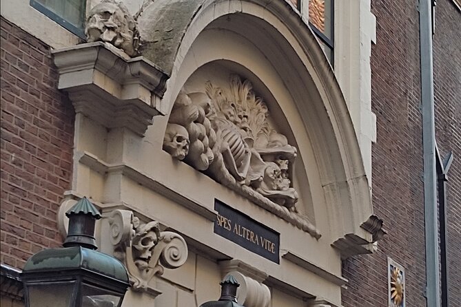 Walking Tour of Haunted Amsterdam - Rembrandt House area adds a live medieval legend