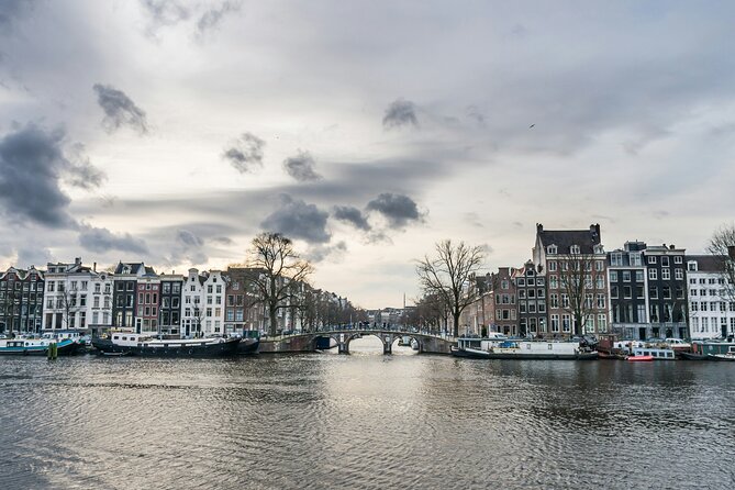 Winter Canal Cruise in Amsterdam - Heated seats, blankets, and a covered view