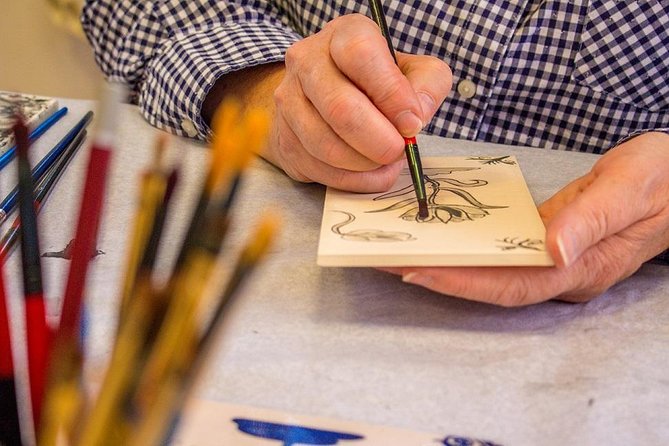 Workshop 'Paint your own Delft Blue Tile!' - Painting Delft Blue in the Heart of Amsterdam