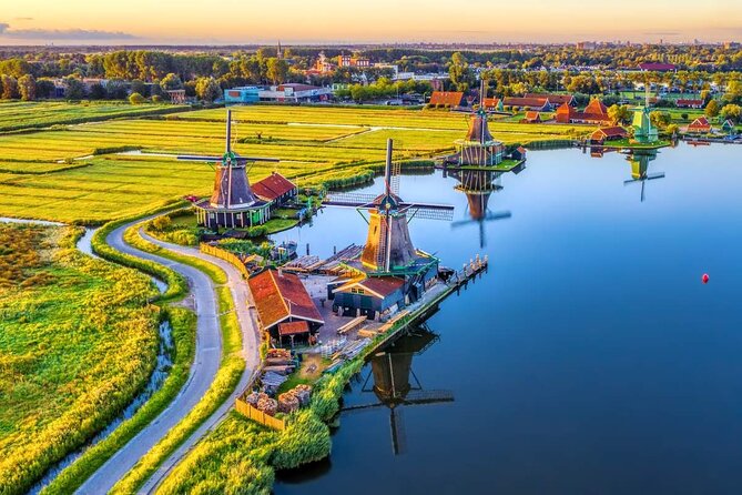 Zaanse Schans and Cheese Tasting Guided Tour from Amsterdam - Key points at a glance