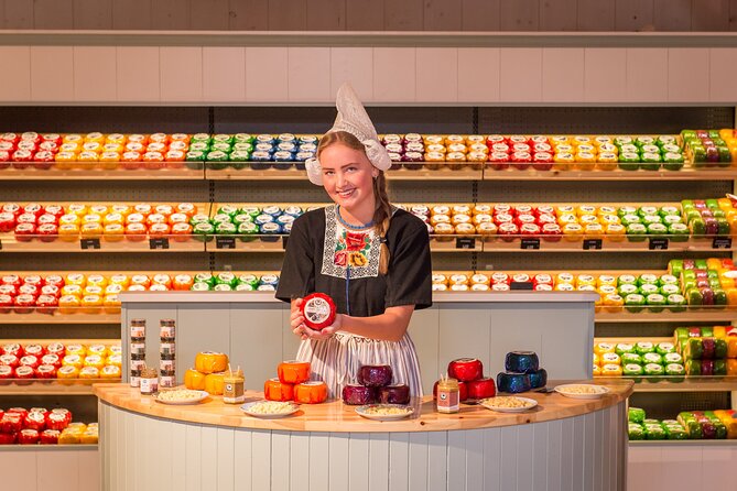Zaanse Schans and Cheese Tasting Guided Tour from Amsterdam - What this Zaanse Schans outing is really like