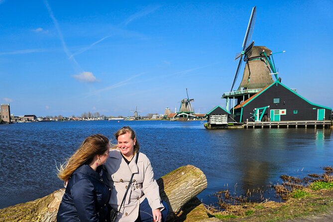 Zaanse Schans and Cheese Tasting Guided Tour from Amsterdam - Zaanse Schans: windmills, wooden houses, and open space