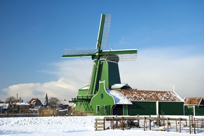 Zaanse Schans and Cheese Tasting Guided Tour from Amsterdam - How the guides affect the experience