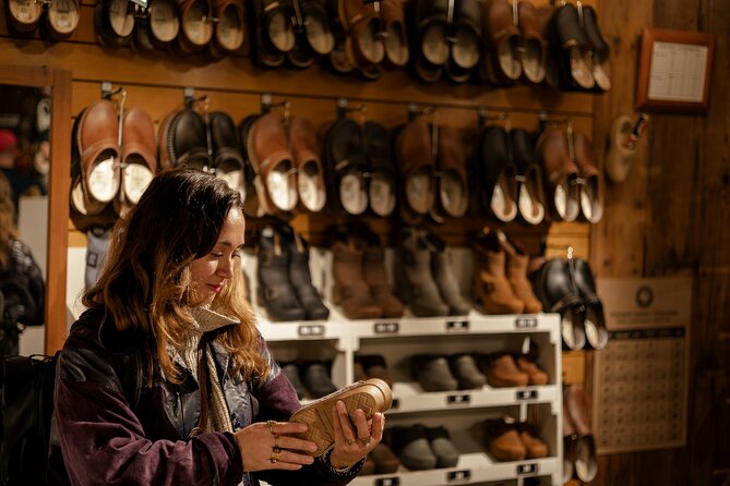 Zaanse Schans and Cheese Tasting Guided Tour from Amsterdam - Weather, comfort, and practical planning
