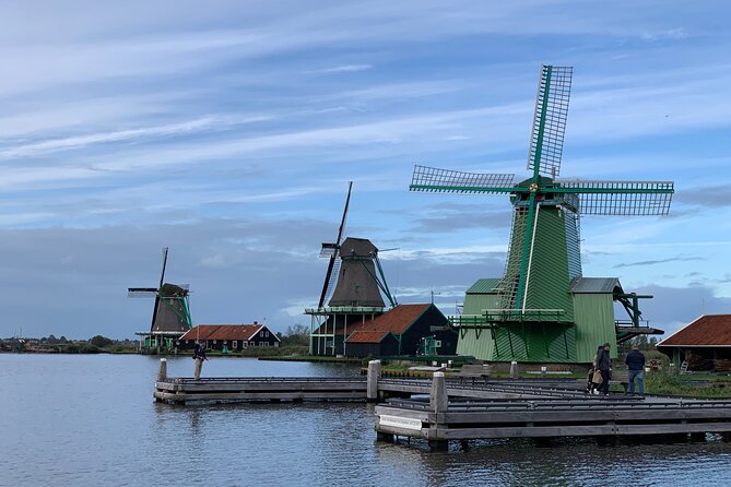 Zaanse Schans and Giethoorn Small-Group Tour with Hotel Pick-Up - Zaanse Schans: windmills with cheese and clogs