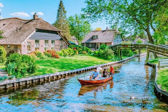 Zaanse Schans Giethoorn Private Tour from Amsterdam Canal Cruise - Who will enjoy this day most