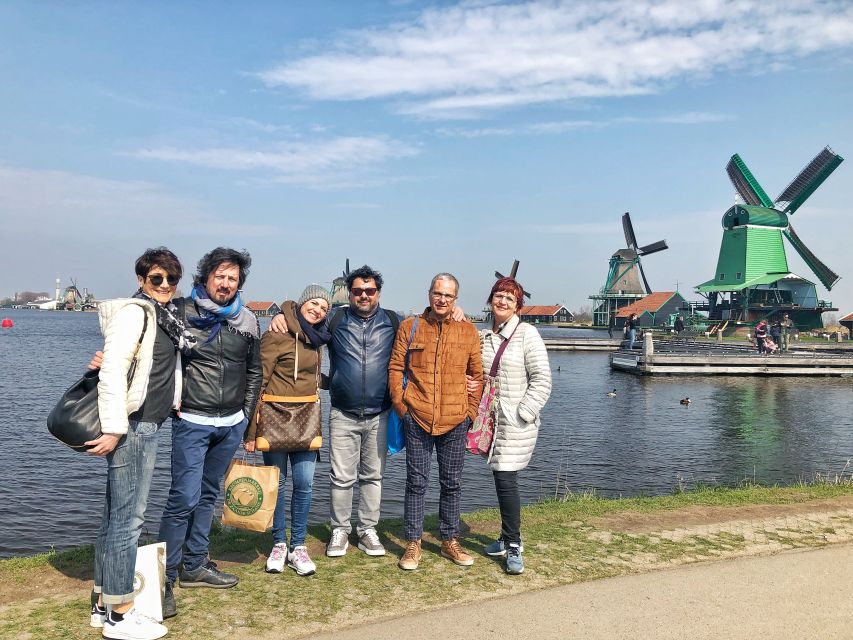 Zaanse Schans Windmills 4-Hour Tour in Italian - First impressions of Zaanse Schans