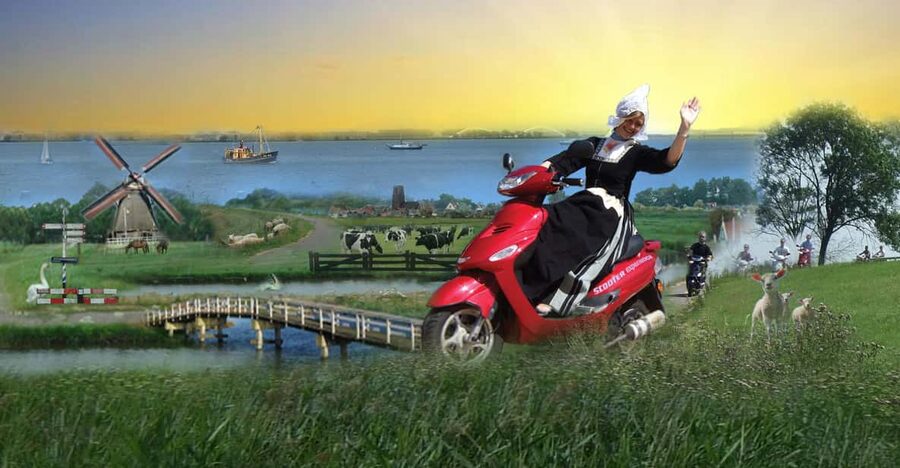 Zaanse Schans: Windmills, Clogs & Cheese by Electric Scooter - Why a scooter is a smart way to reach Zaanse Schans