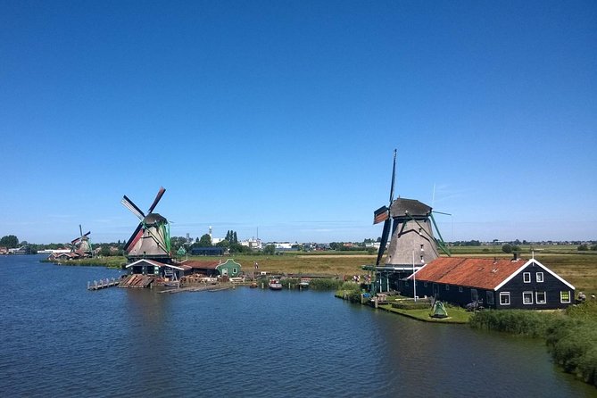 Zaanse Schans Windmills Private Tour from Amsterdam Airport - Who should book this experience